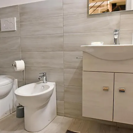 La Corte Di Vincenzo Holiday home *